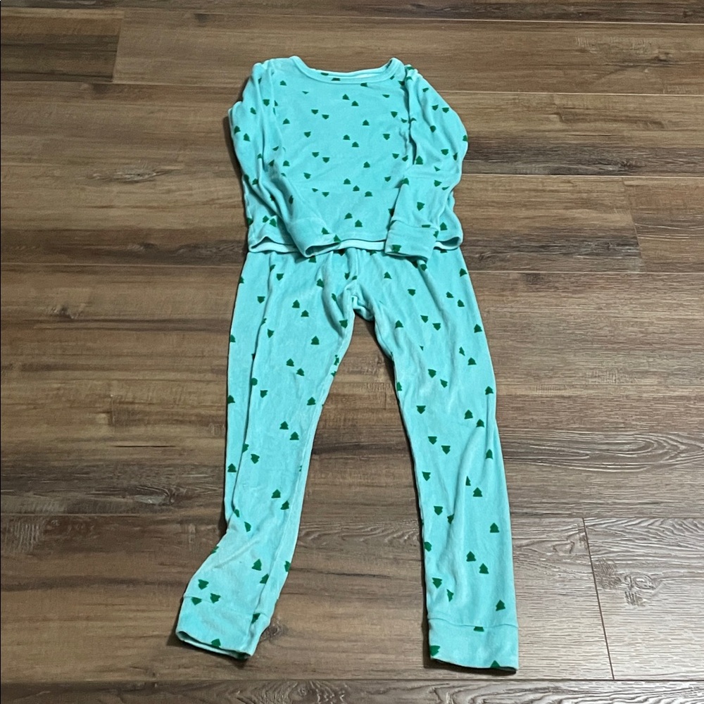 Cat & Jack 2pc Pajamas with Green Tree Pattern 12